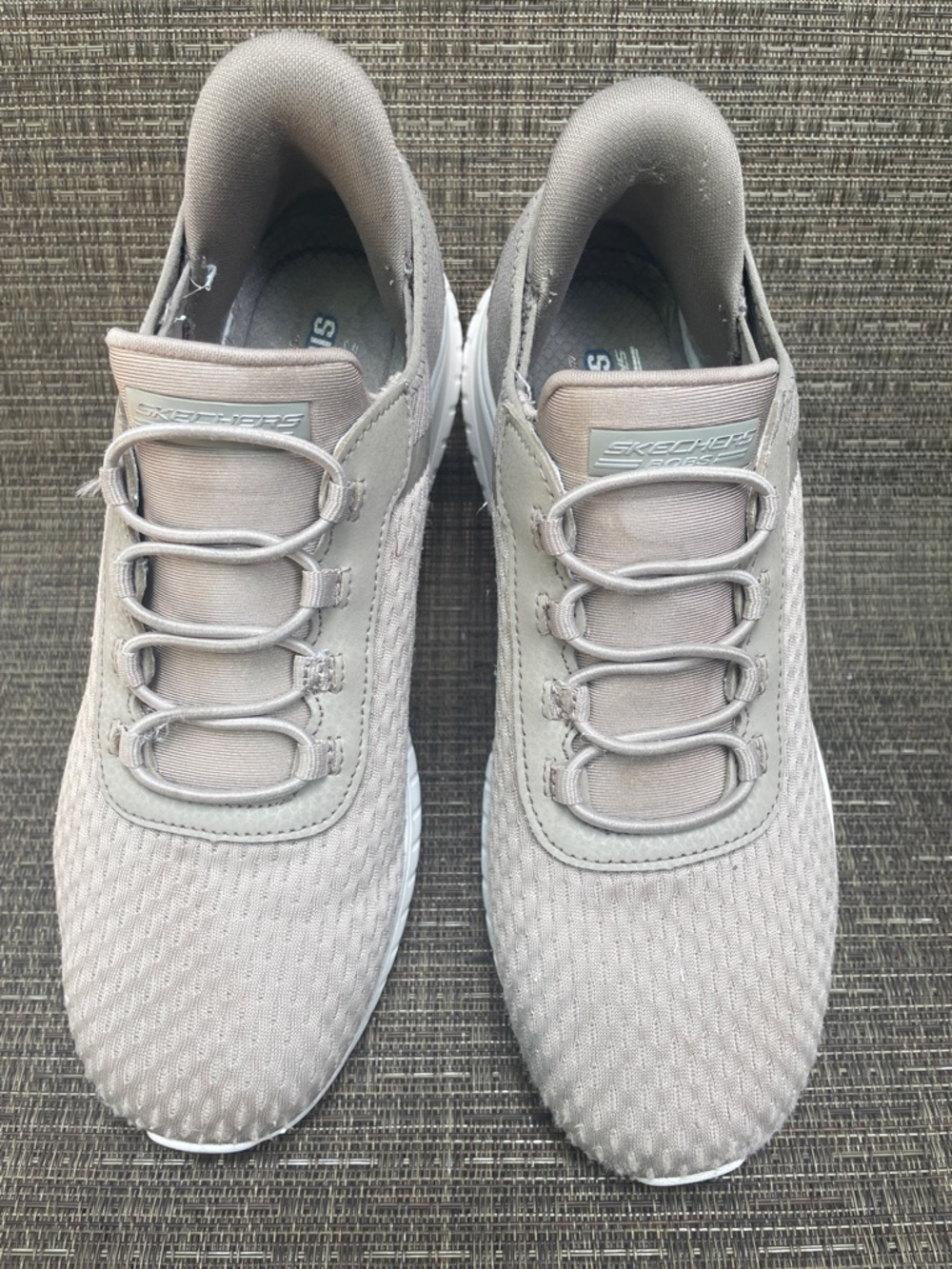 Skechers Women's Slip-ins: BOBS Sport Squad Chaos sneakers Sz 7.5